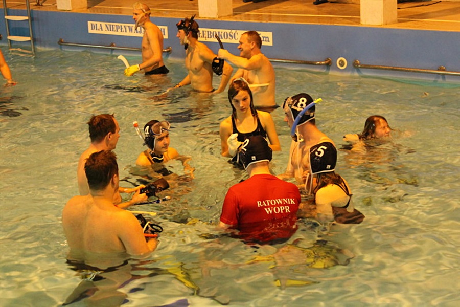 Hokej pod wodą Walenie Siemianowice Śląskie XII 2013